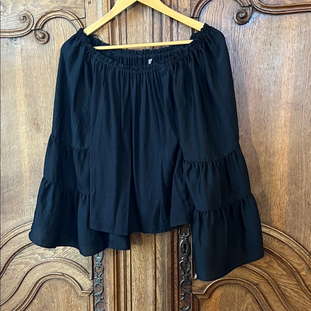 Anthropologie off-the-shoulder tiered blouse with bell sleeves - Picture 3 of 10